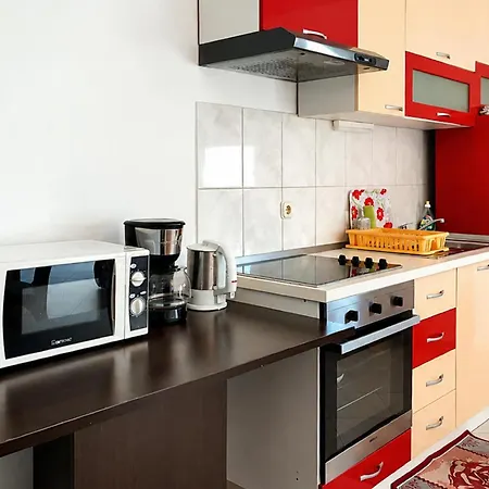 1 Bedroom Beautiful In Sabunike